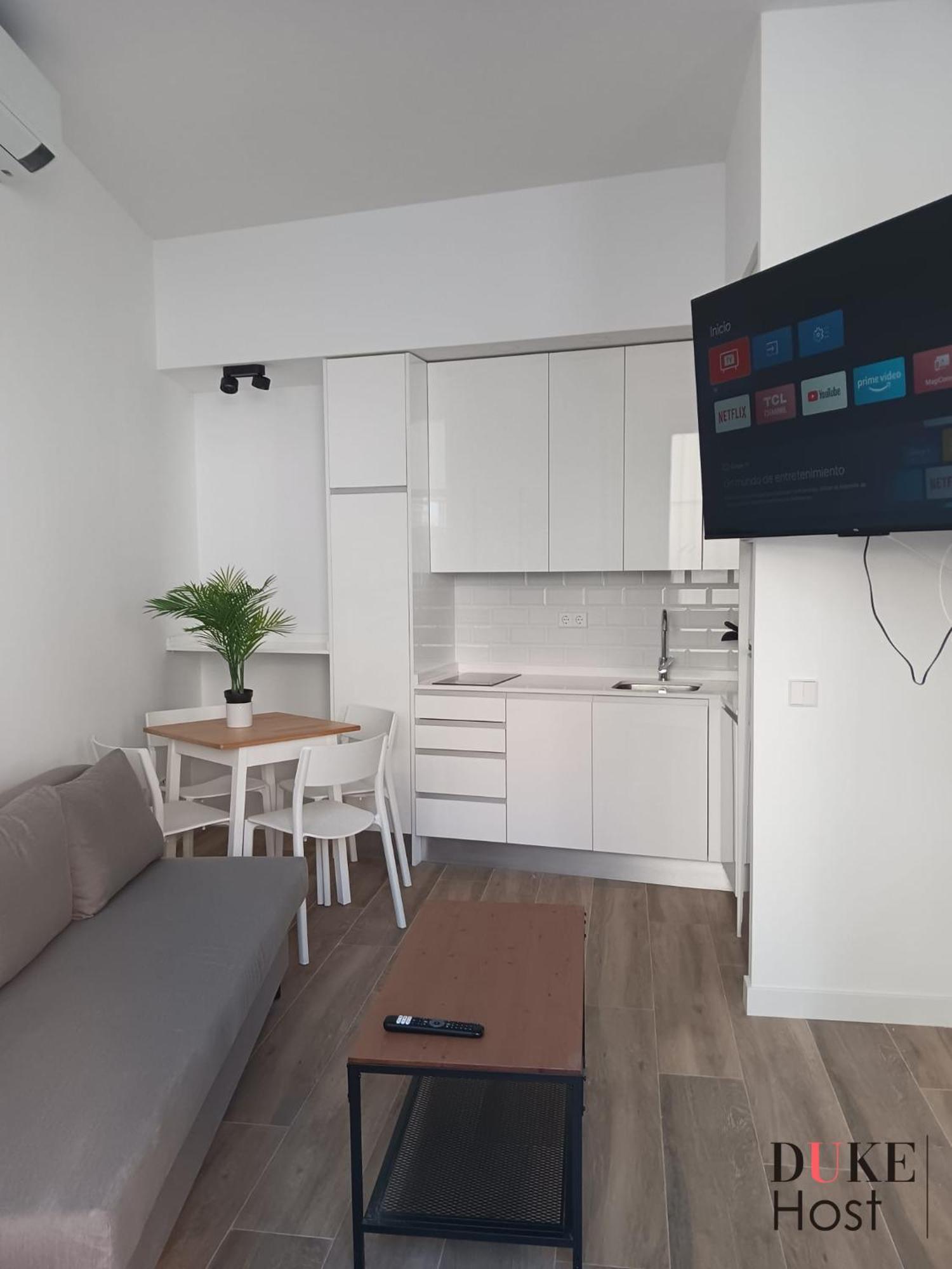 Francos Rodriguez1 Apartments Madrid Exterior photo